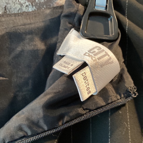 NWT DKNY CITY Black Mini Skirt  8 PetiteNWT - Picture 8 of 10